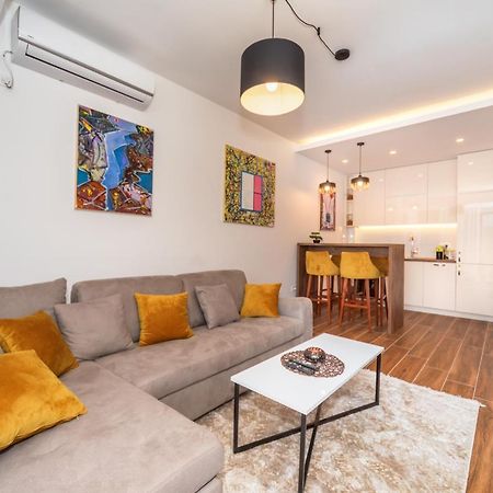 Accordion Apartment 바르 외부 사진